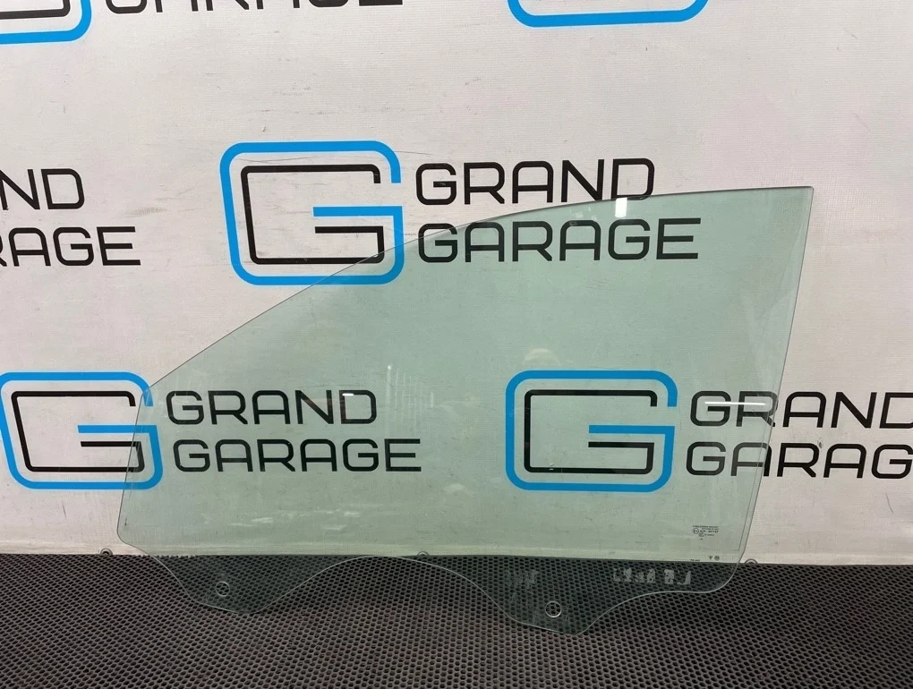 Стекло Porsche Cayenne 2008 95554251110 957 M48.51 4.8, переднее левое