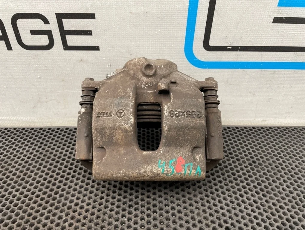 Суппорт Mercedes-Benz C-Class 2011 A2044212381 W204 271.860 1.8, передний левый