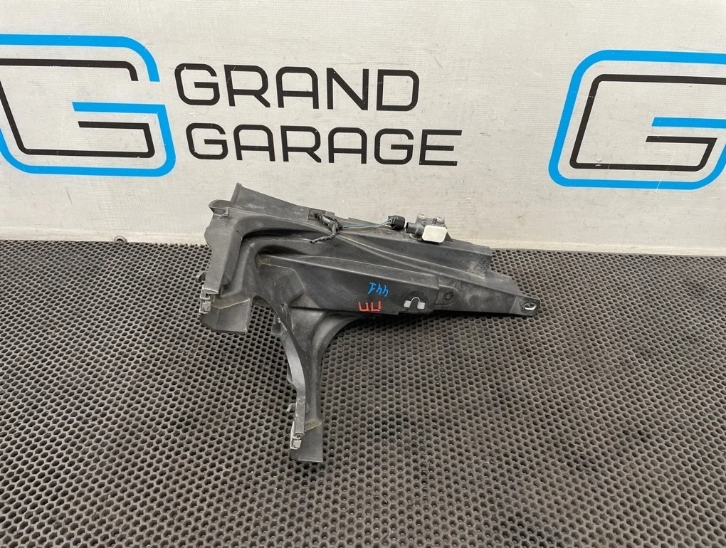 Кронштейн крыла Bmw X5 2007 51127157984 E70 N52B30A 3.0, передний правый