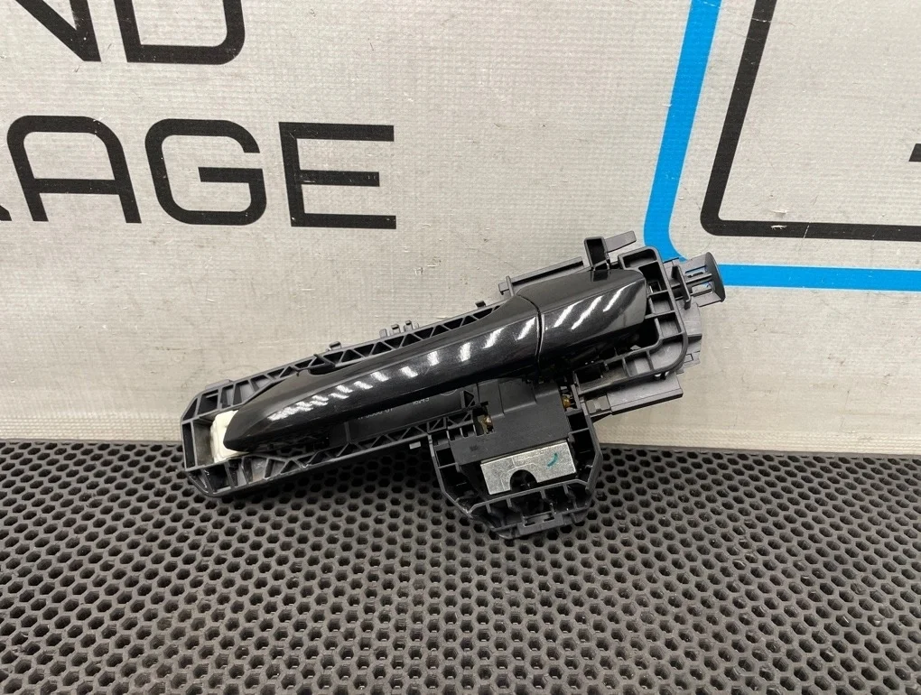 Ручка двери наружная Mercedes-Benz C-Class 2011 A2047602134 W204 271.860 1.8, передняя левая