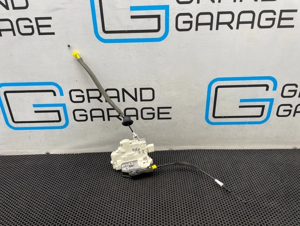 Замок двери Audi A6 2011 4G0839016 C7 CHVA 2.8, задний правый