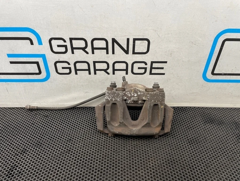 Суппорт Mercedes-Benz E-Class 2010 A2044213181 W212 272.980 3.5, передний левый