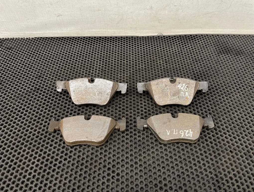Колодки тормозные Bmw 5-Series 2011 34118847064 F10 N52B25A 2.5, передние