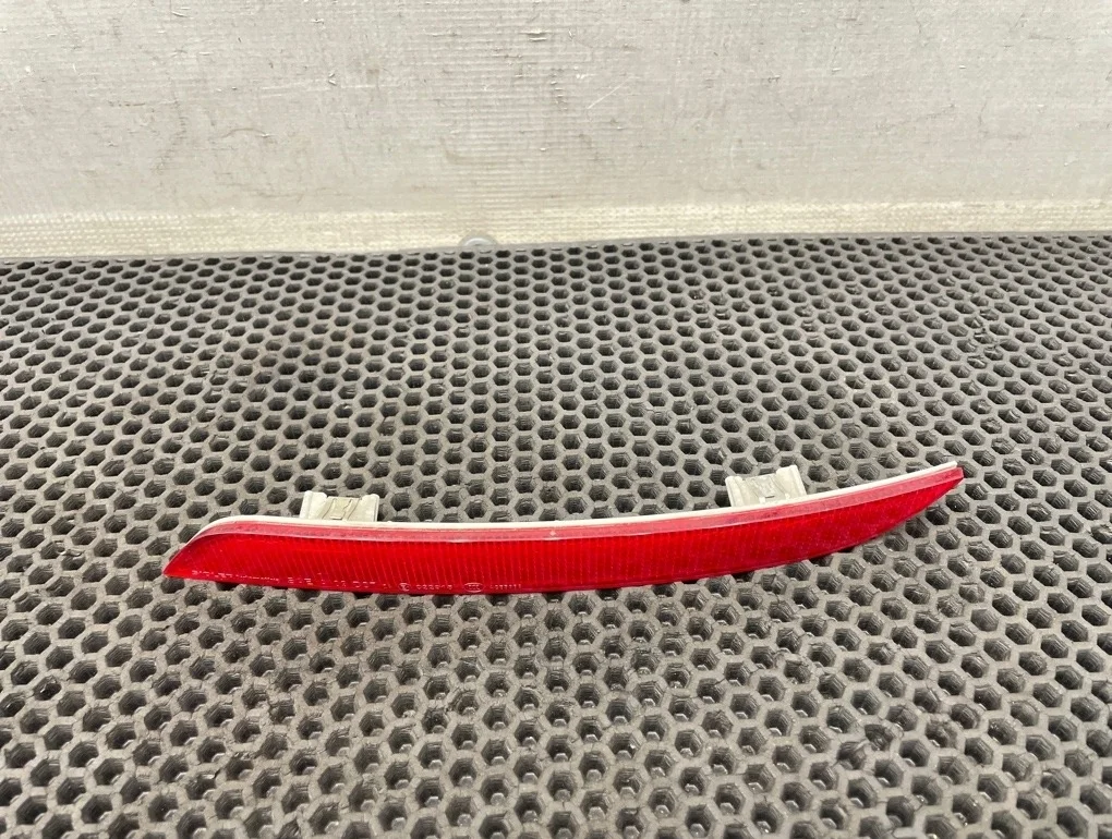 Катафот Bmw 5-Series 2010 63147203238 F10 N55B30A 3.0, задний правый