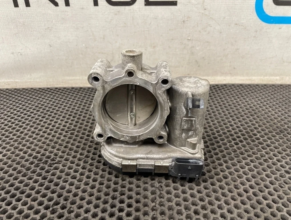 Заслонка дроссельная Mercedes-Benz B-Class 2013 A2701410025 W246 270.910 1.6