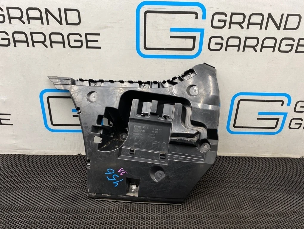 Кронштейн бампера Bmw 5-Series 2010 51127184767 F10 N55B30A 3.0, задний левый