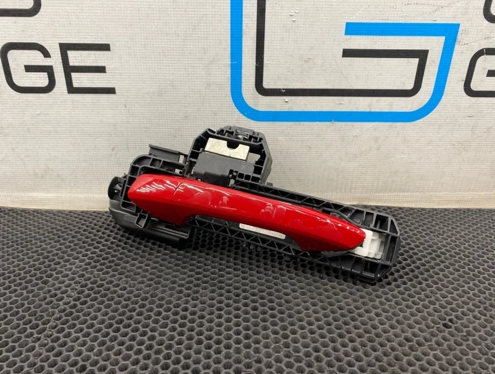 Ручка двери наружная Mercedes-Benz B-Class 2013 A2047602134 W246 270.910 1.6, левая