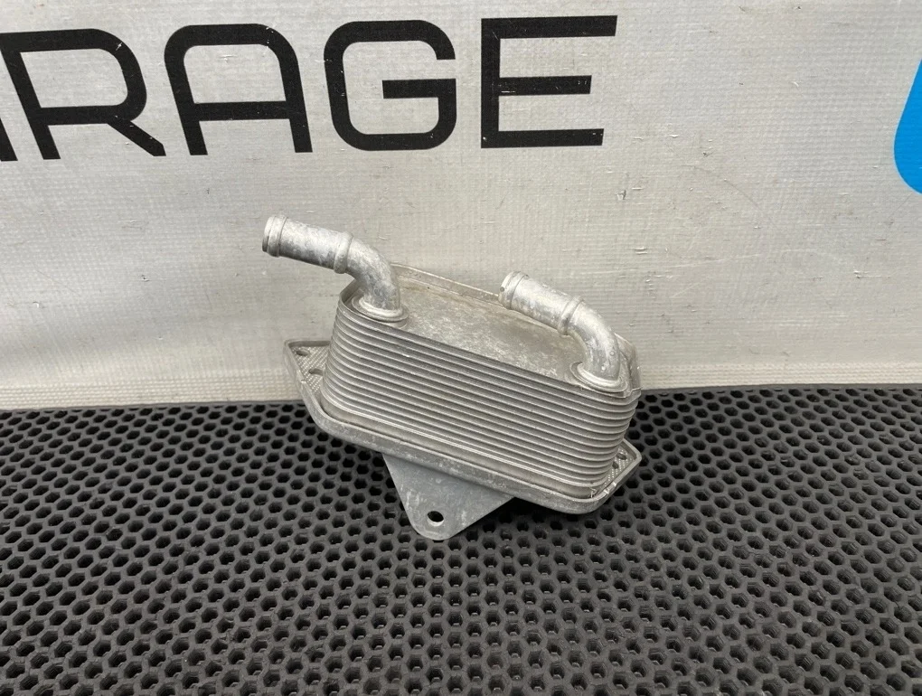 Теплообменник Audi A6 2011 06E117021G C7 CHVA 2.8