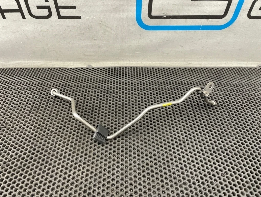 Трубка топливная Bmw 3-Series 2014 13537585415 F30 N20B20B 2.0