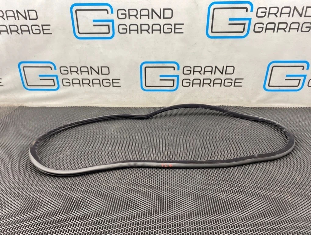 Уплотнитель двери Volvo Xc70 2008 8663935 BZ B6324S 3.2, задний