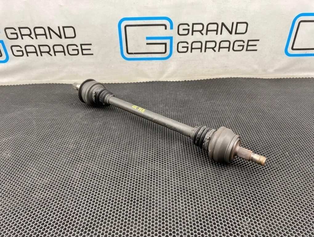 Привод Mercedes-Benz E-Class 2010 A2213502010 W212 272.980 3.5, задний