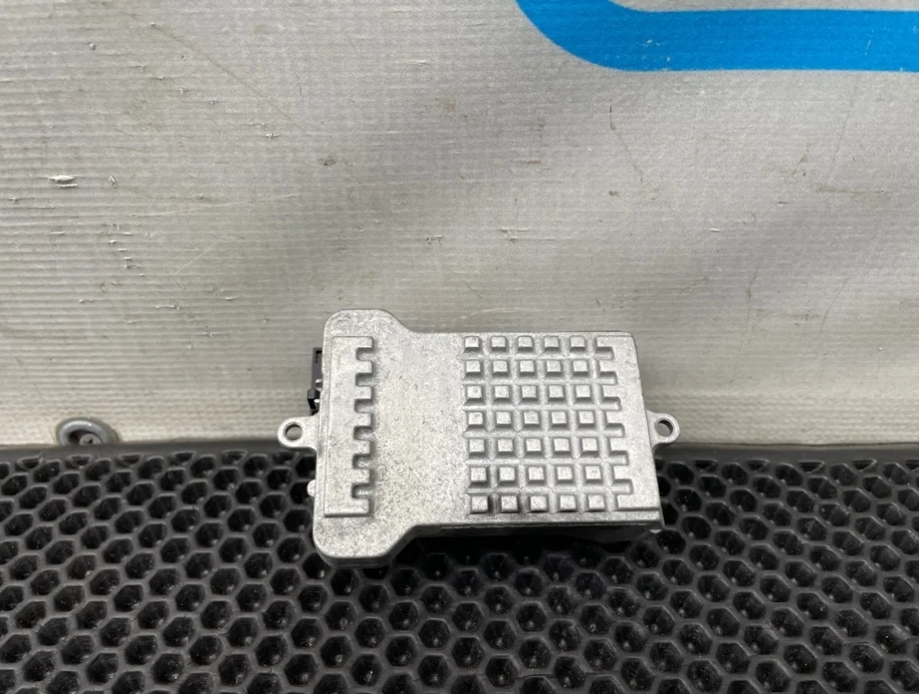 Резистор отопителя Mercedes-Benz Cl-Class 2003 A2308210251 W215 113.960 5.0