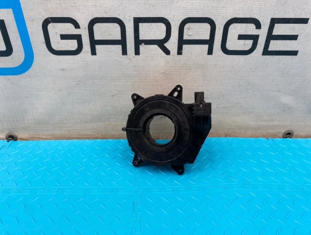 Шлейф подрулевой Land Rover Discovery 2006 YRC500070 L319 406PN 4.0