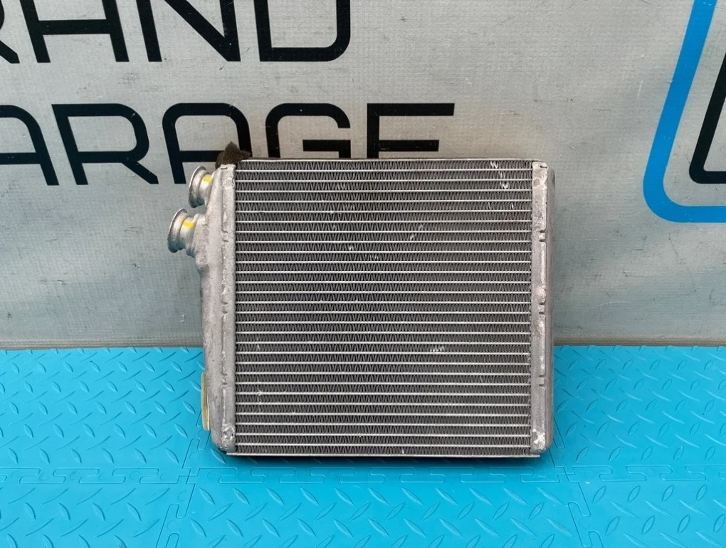 Радиатор печки Volvo Xc70 2008 30767275 BZ B6324S 3.2