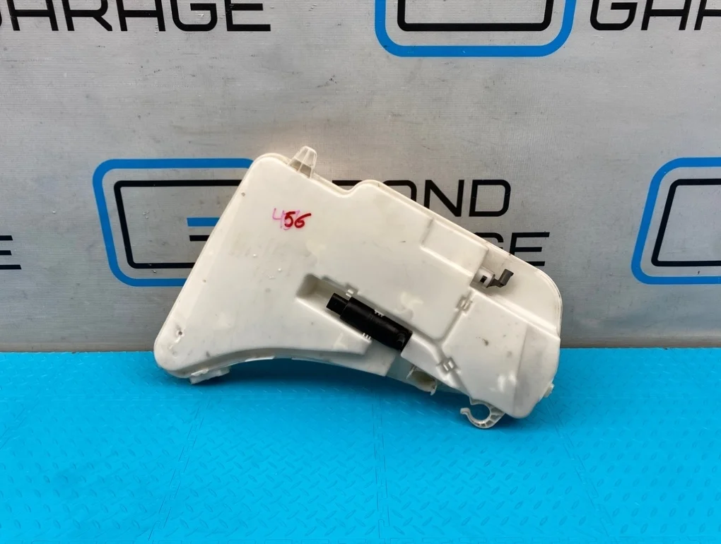 Бачок омывателя Bmw 5-Series 2010 61667269667 F10 N55B30A 3.0