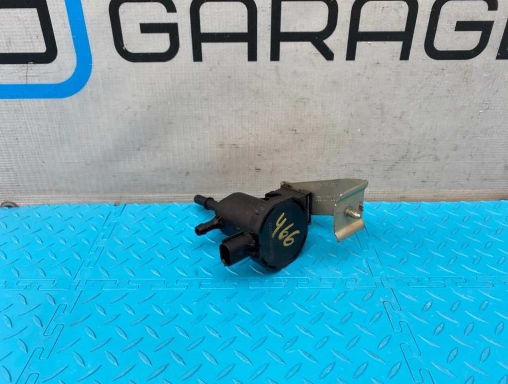 Клапан вентиляции топливного бака Mercedes-Benz B-Class 2012 A0014760532 W246 270.910 1.6