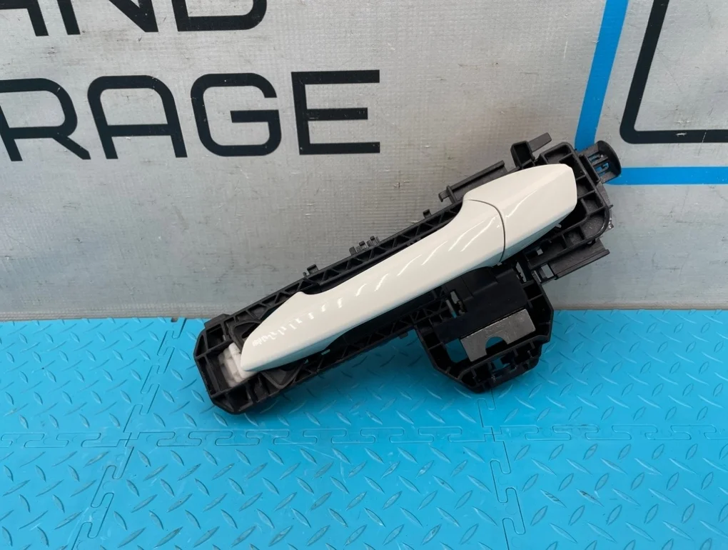 Ручка двери наружная Mercedes-Benz B-Class 2013 A2047602134 W246 270.910 1.6, передняя левая