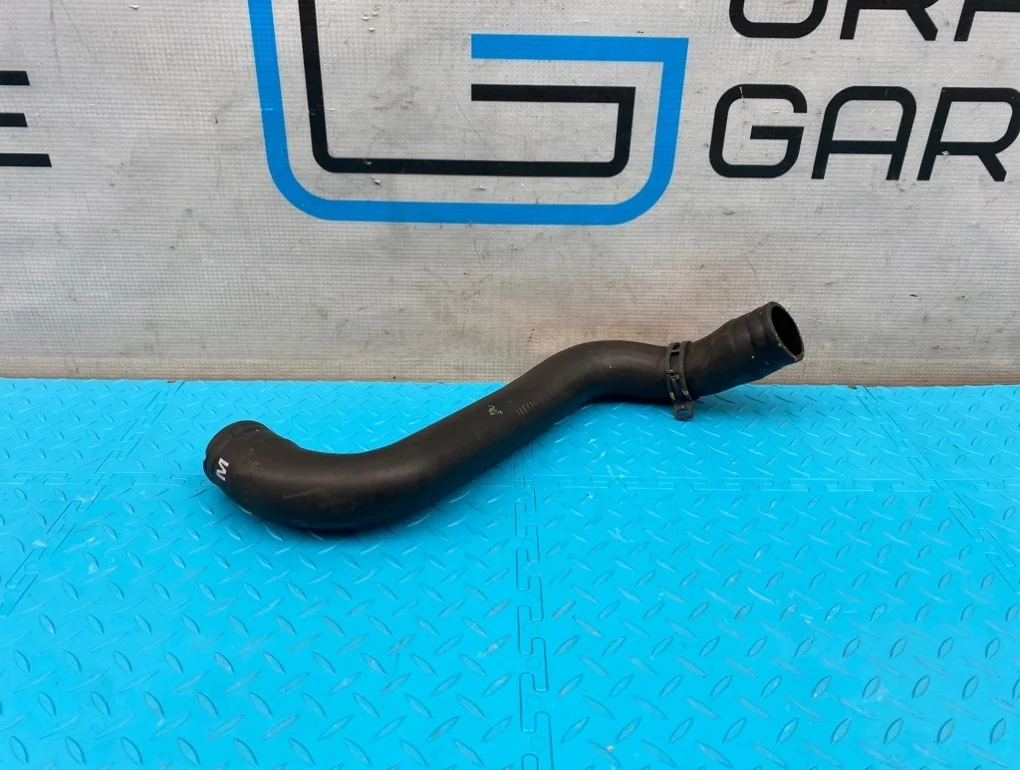 Патрубок охлаждения Mercedes-Benz B-Class 2012 A2465010282 W246 270.910 1.6