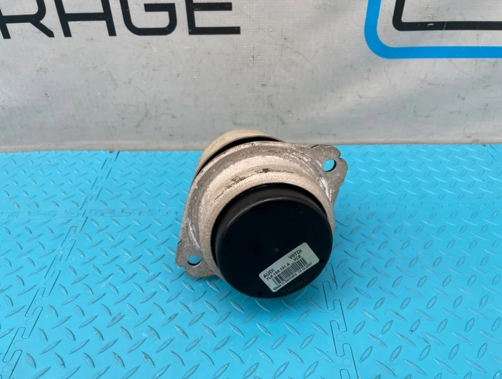 Подушка двигателя Audi Q7 2008 7L8199131A 4LB BHK 3.6