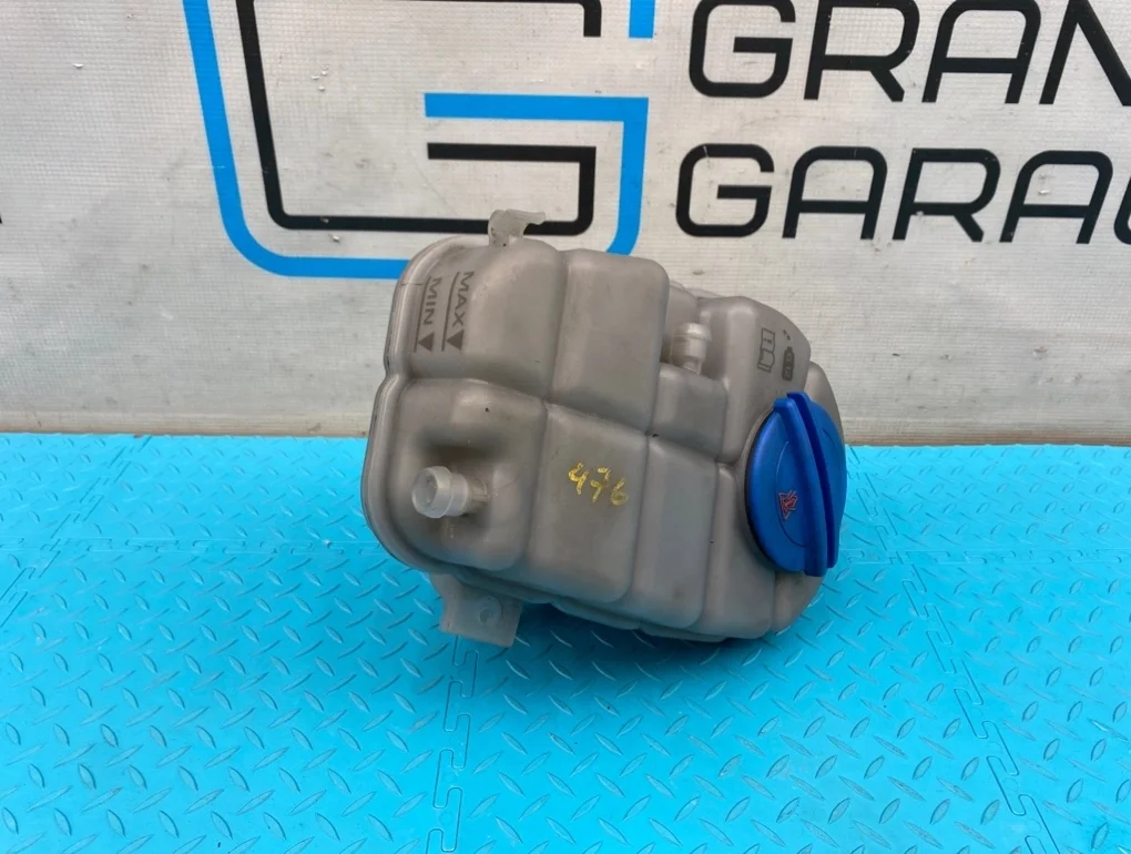 Бачок расширительный Audi A6 2011 4G0121403AC C7 CHVA 2.8