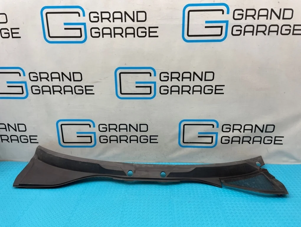 Жабо Audi Q7 2008 4L1819401 4LB BHK 3.6