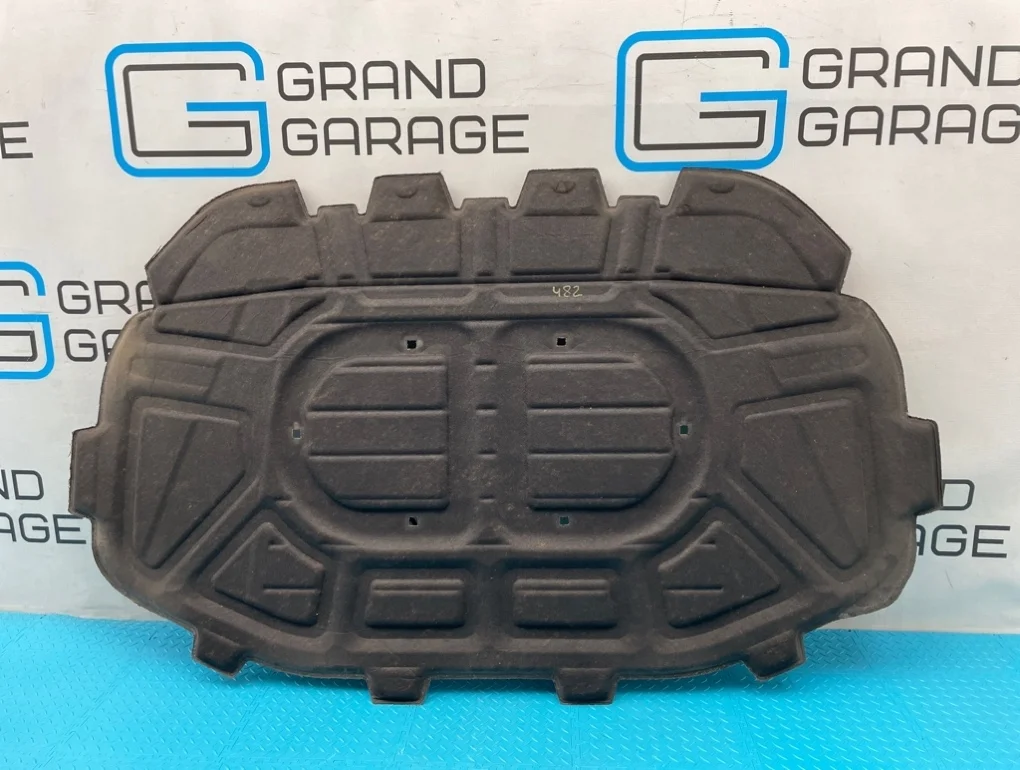 Шумоизоляция капота Audi Q7 2008 4L0863825 4LB BHK 3.6