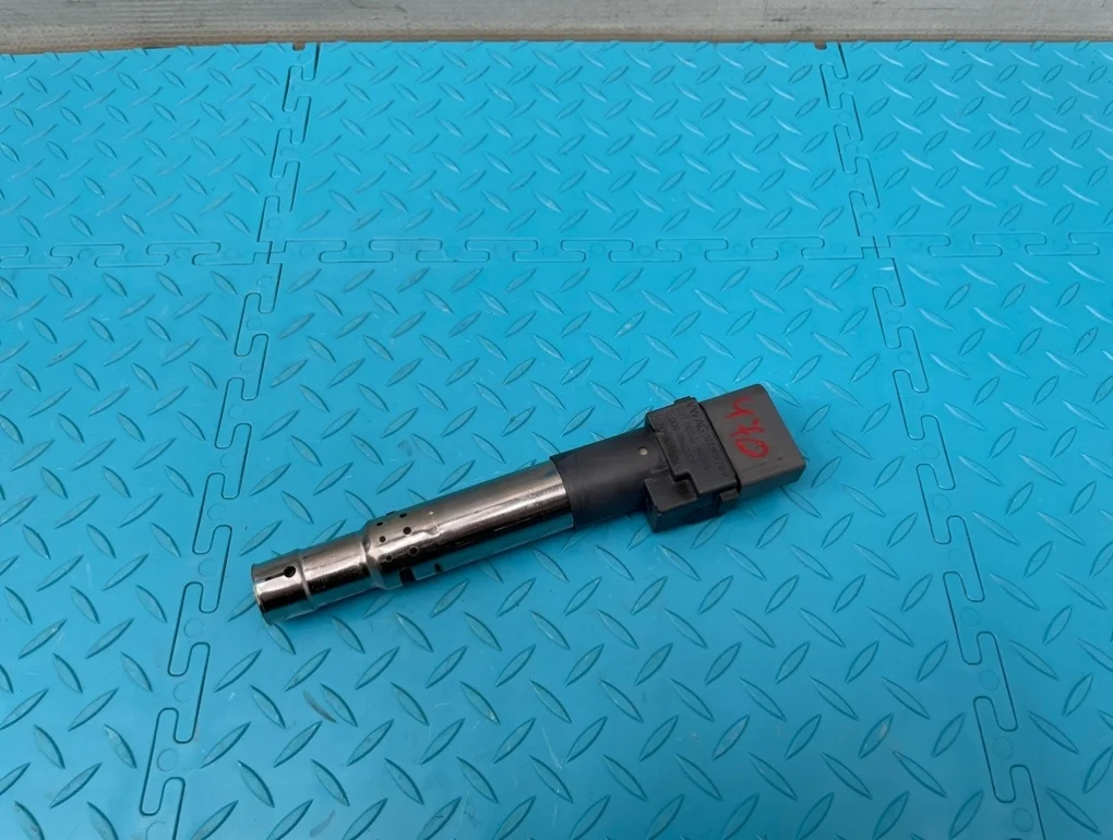 Катушка зажигания Porsche Cayenne 2013 022905715B 958 M55.02 3.6