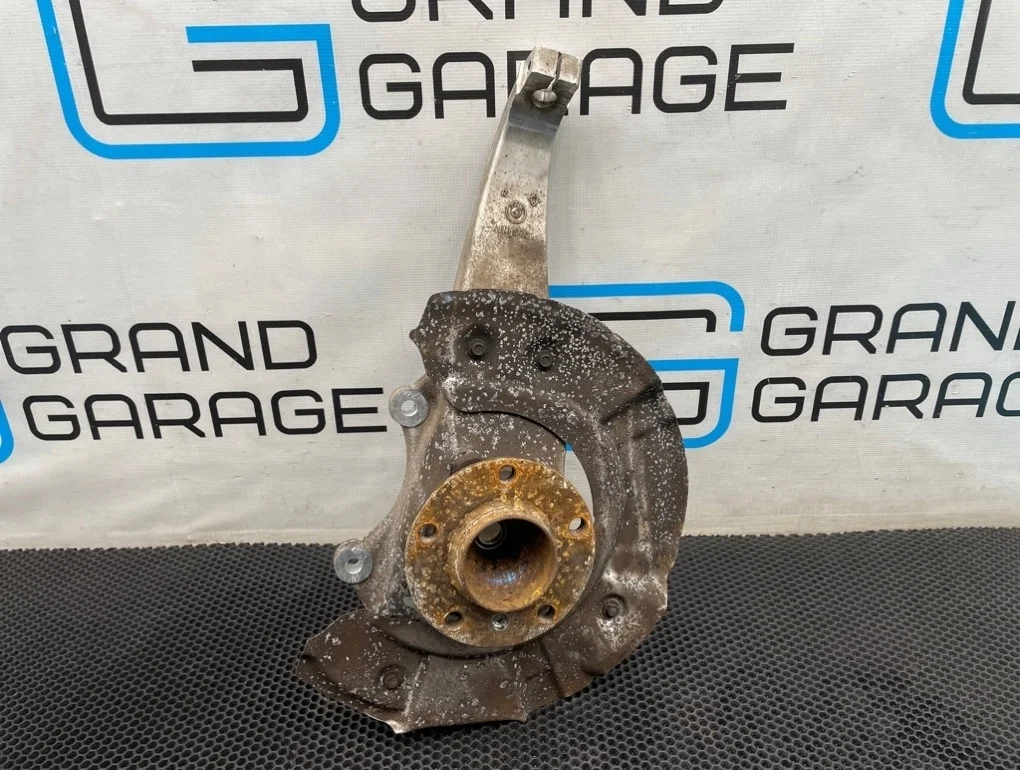 Кулак Bmw 5-Series 2010 31216775768 F07 N55B30A 3.0, передний правый