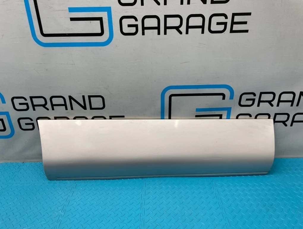 Молдинг двери Audi Q7 2008 4L0853970D 4LB BHK 3.6, задний правый