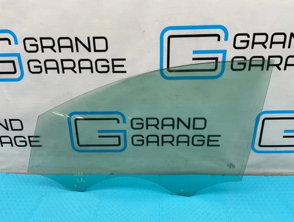 Стекло Audi Q7 2008 4L0845201 4LB BHK 3.6, переднее левое