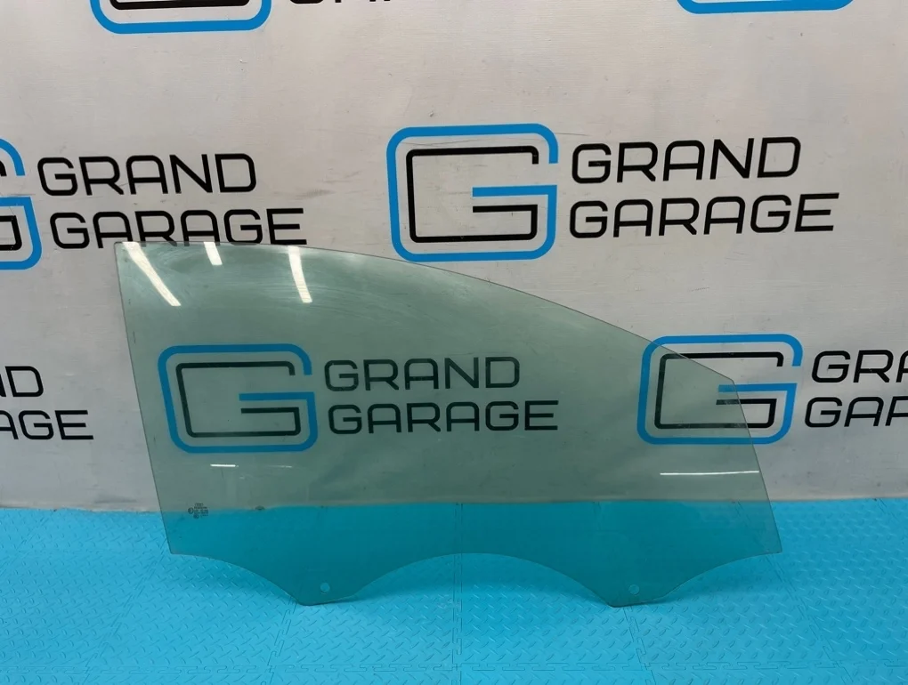 Стекло Audi Q7 2008 4L0845202 4LB BHK 3.6, переднее правое