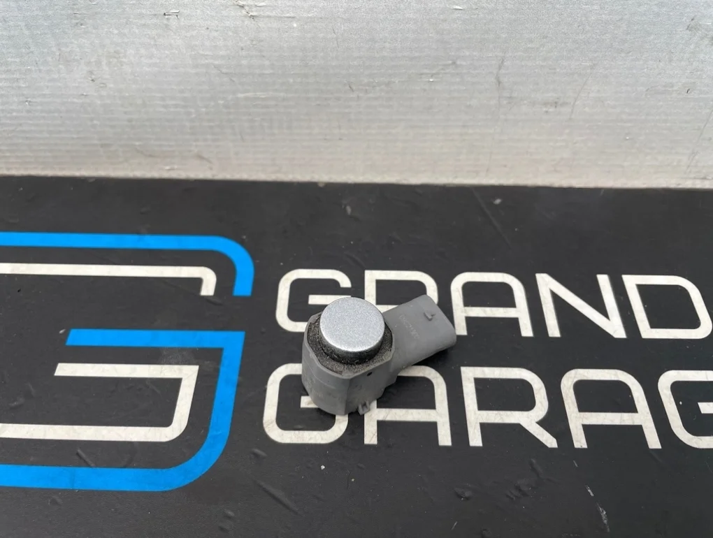 Датчик парктроника Audi Q7 2008 3C0919275S 4LB BHK 3.6