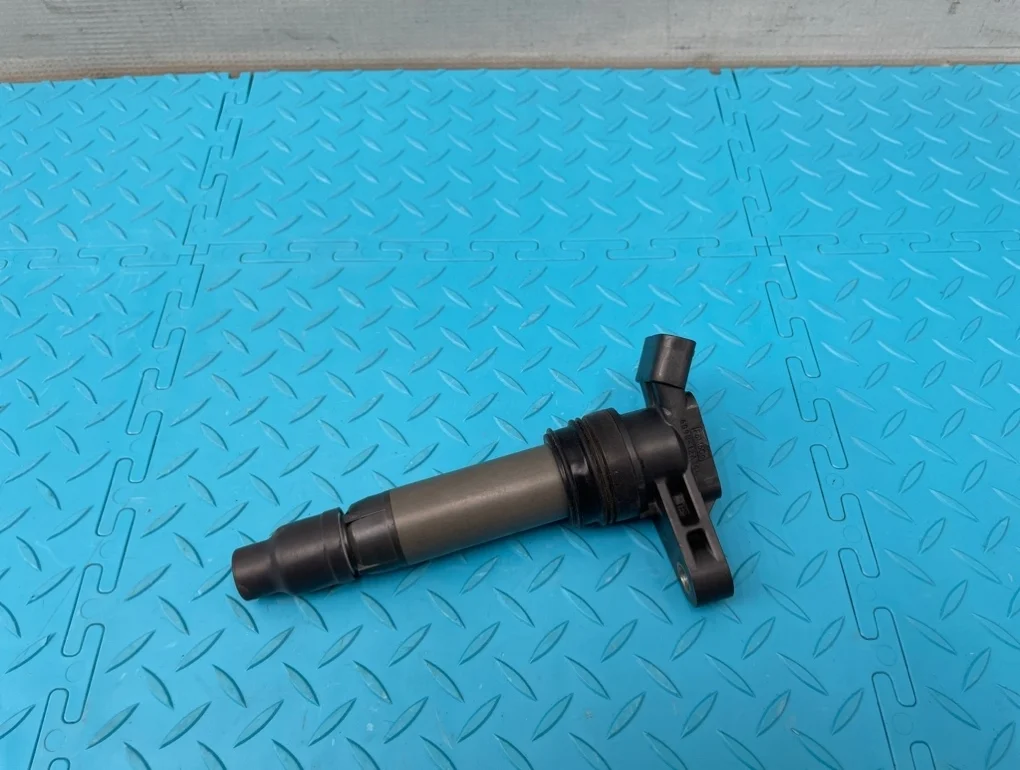 Катушка зажигания Volvo Xc70 2007 30684245 BZ B6324S 3.2