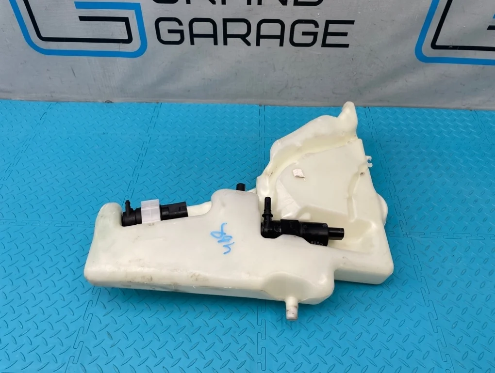 Бачок омывателя Audi A4 2014 8T0955453C B8 CDNB 2.0