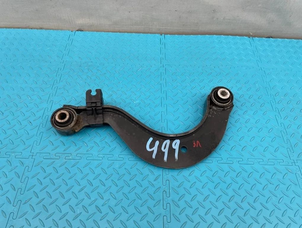 Рычаг Volkswagen Scirocco 2009 5Q0505323C 137 CAWB 2.0, задний