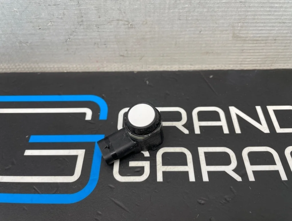 Датчик парктроника Porsche Panamera 2010 3C0919275S 970 M46.20 3.6