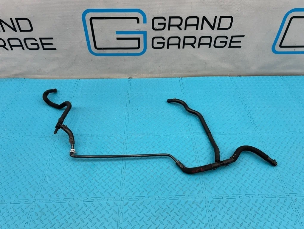 Патрубок охлаждения Volkswagen Golf 2013 04E121064E 5G1 CPTA 1.4