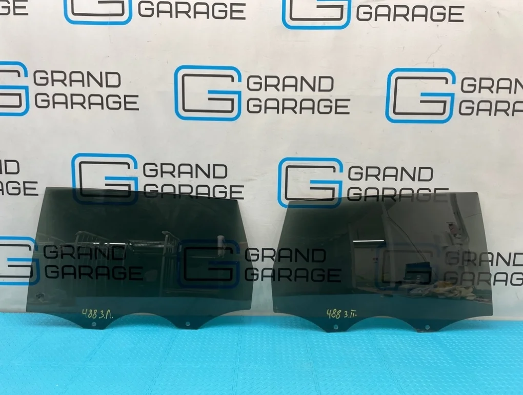 Стекла комплект Audi Q7 2011 4L0845205A 4LB CJTC 3.0, задняя