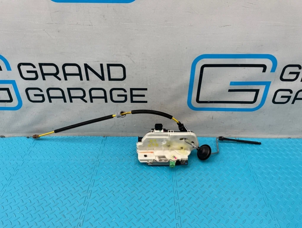 Замок двери Ford Explorer 2011 BB5Z7826412A U502 T35PDED 3.5, задний правый