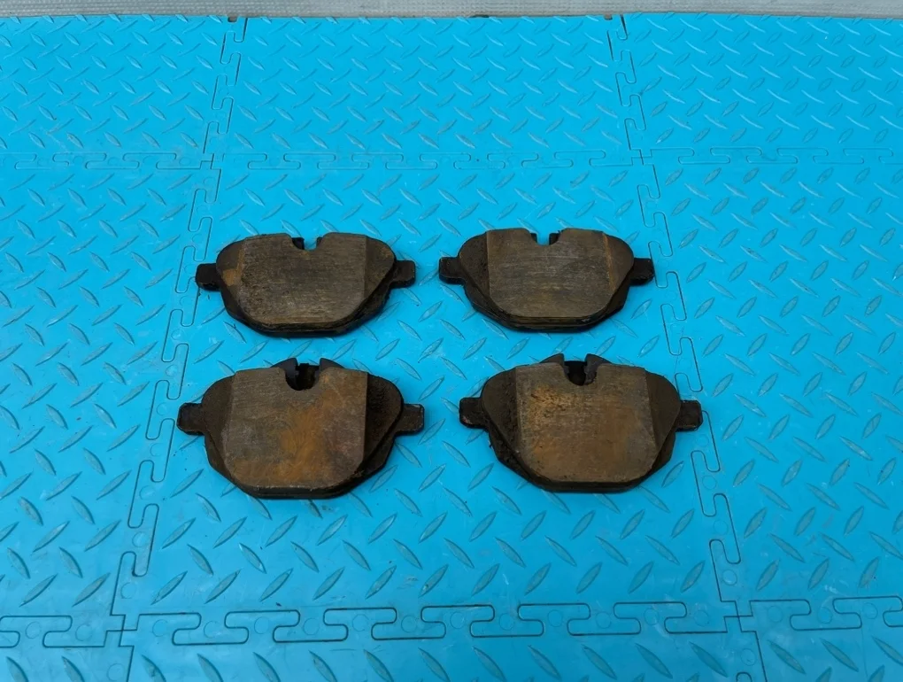 Колодки тормозные Bmw 5-Series 2013 34218847062 F10 N20B20B 2.0, задние