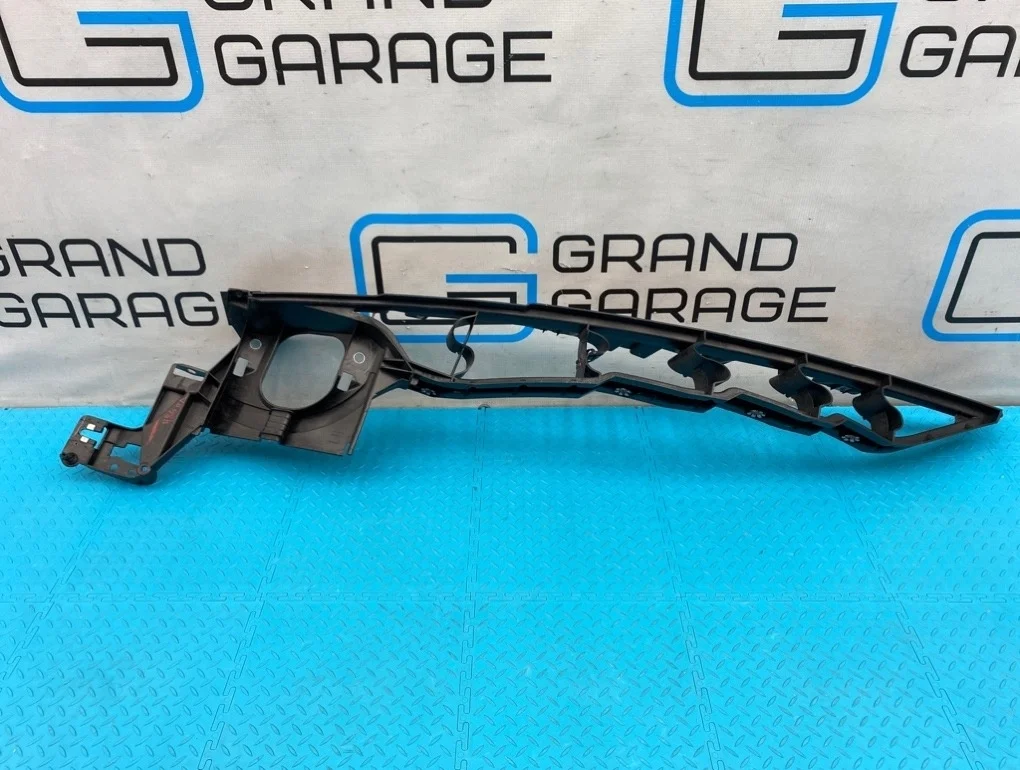 Кронштейн крыла Bmw X5 2009 51657157989 E70 N52B30AF 3.0, передний левый