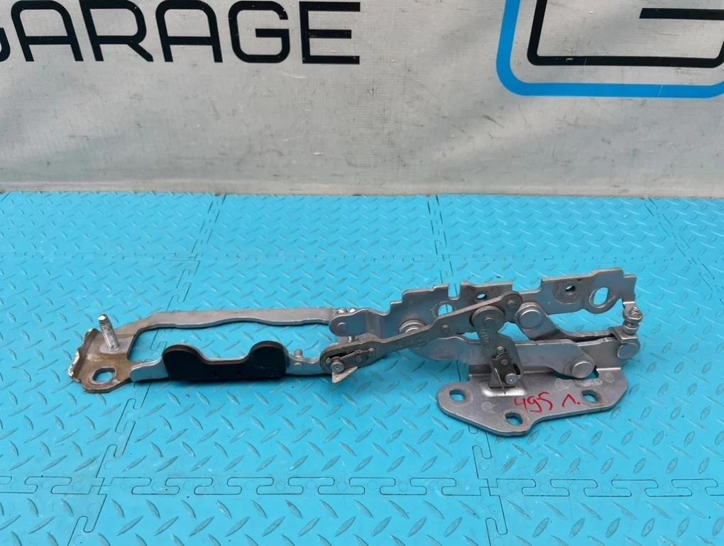 Петля капота Mercedes-Benz E-Class 2013 A2048800128 W212 276.952 3.5, левая