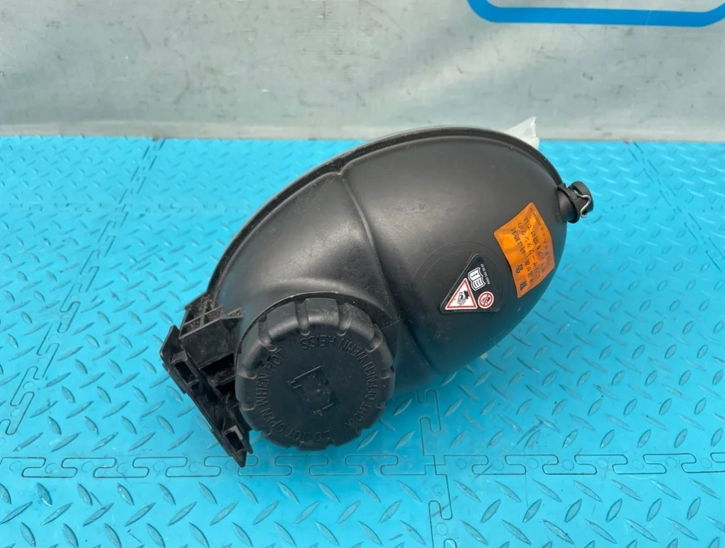 Бачок расширительный Mercedes-Benz E-Class 2011 A2045000549 W212 276.952 3.5