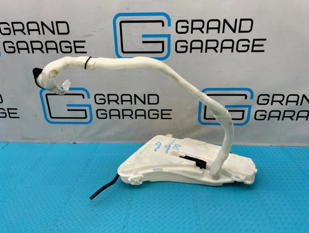 Бачок омывателя Bmw 5-Series 2012 61667269667 F10 N20B20B 2.0