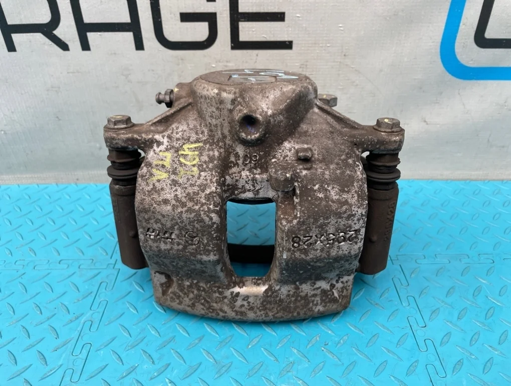 Суппорт Mercedes-Benz C-Class 2009 A2044212381 W204 271.950 1.8, передний левый