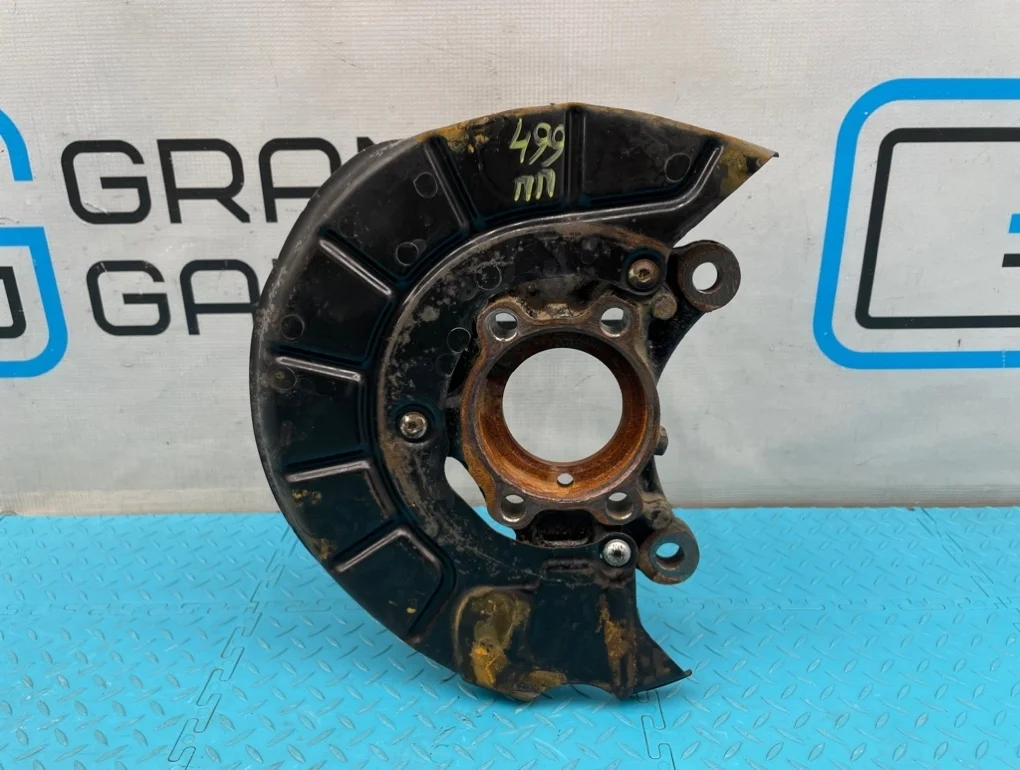 Кулак Volkswagen Scirocco 2009 1K0407256AA 137 CAWB 2.0, передний правый