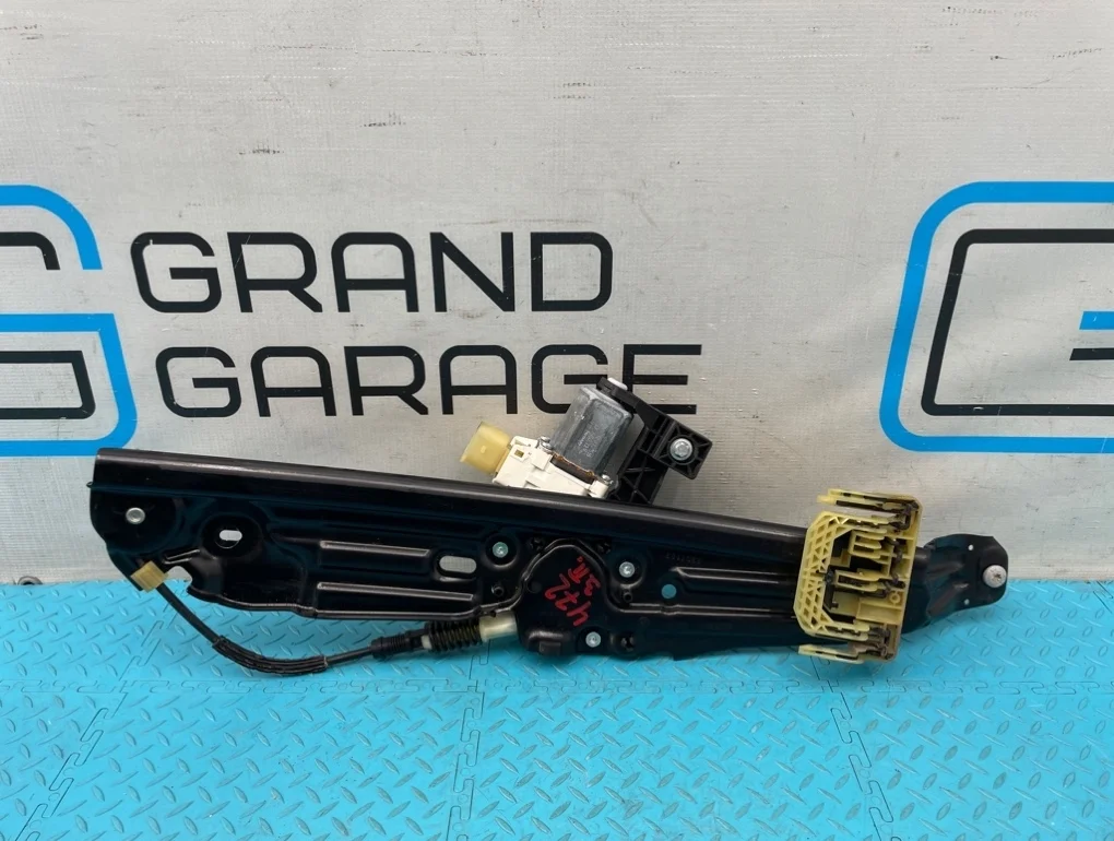 Стеклоподъемник Bmw 7-Series 2009 51357182616 F01 N63B44A 4.4, задний правый