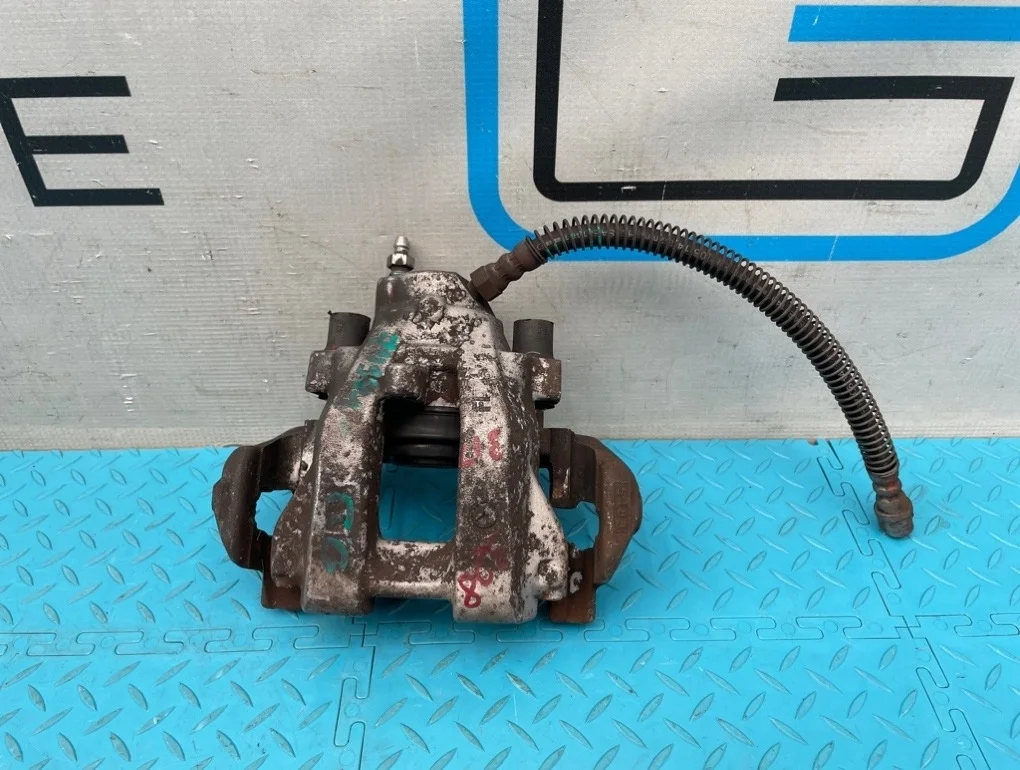 Суппорт Mercedes-Benz E-Class 2002 A0024202683 W211 112.949 3.2, задний правый