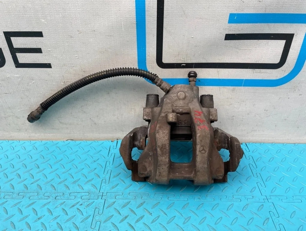 Суппорт Mercedes-Benz E-Class 2007 A0024202583 W211 646.821 2.2, задний левый