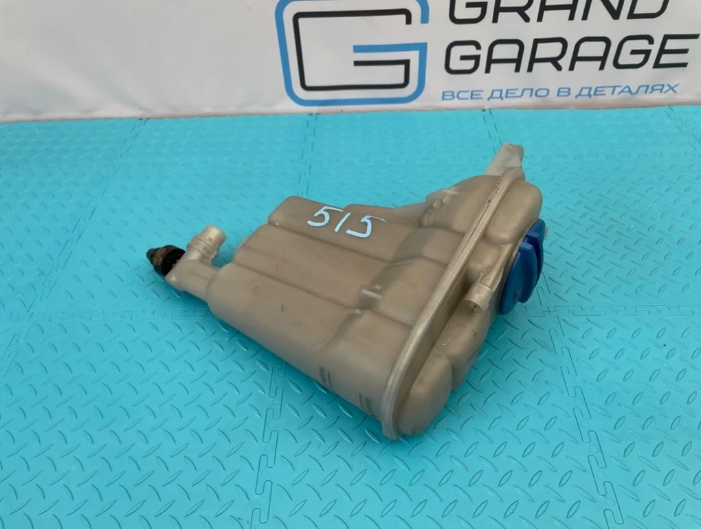 Бачок расширительный Audi A4 2011 8K0121403H 8KH CDNC 2.0